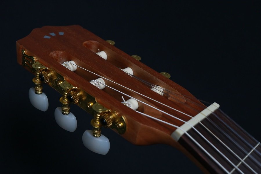 guitar-classic-cordoba-c1m-ce