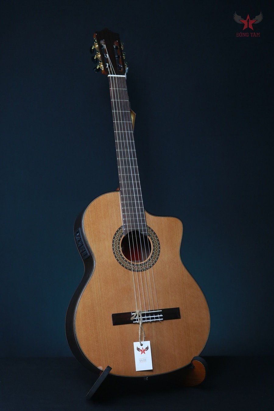 martinez-88c-clasisc-guitar