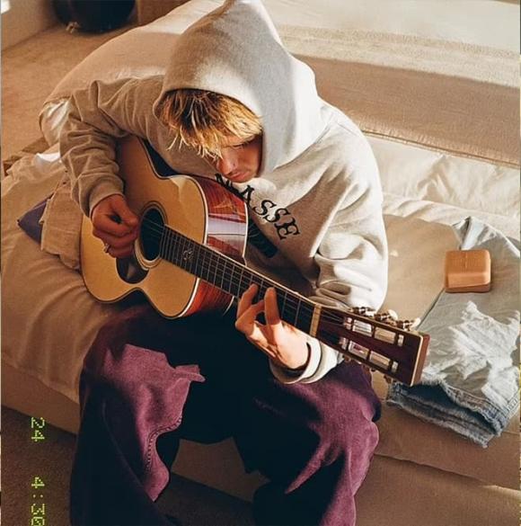 HƯỚNG DẪN CÁCH THAY DÂY ĐÀN GUITAR ACOUSTIC TẠI NHÀ